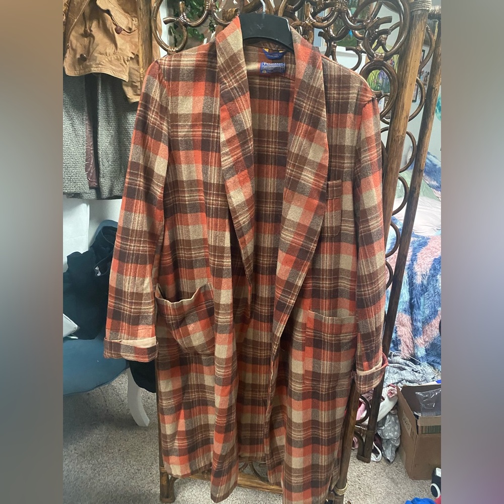 Pendleton jacket 100% Virginia Wool Large